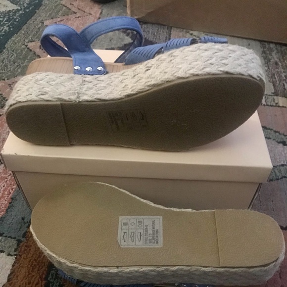 YOKI Knotted Blue Lace Platform Sandals Size 7.5 - Picture 5 of 9